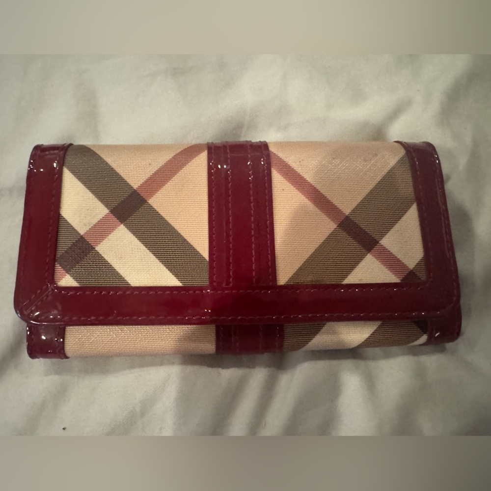 Burberry Continental Wallet with Burgundy Patent Leather Trim - Like New!